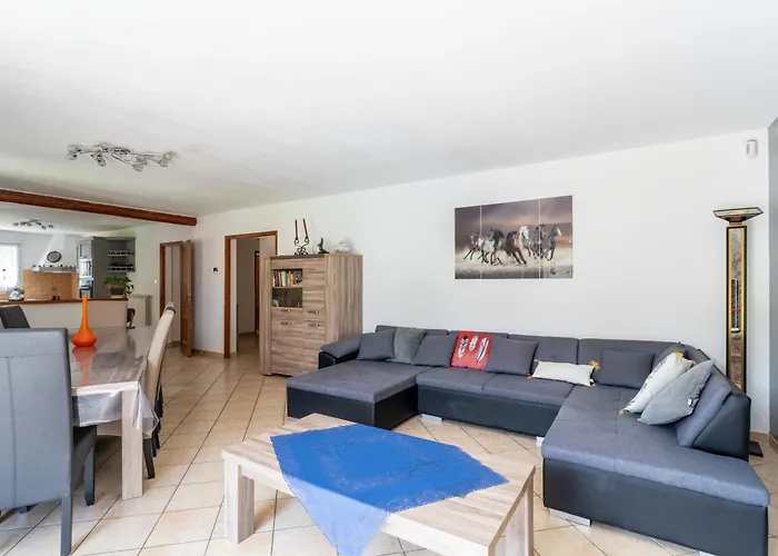 Les Oliviers 度假居 *